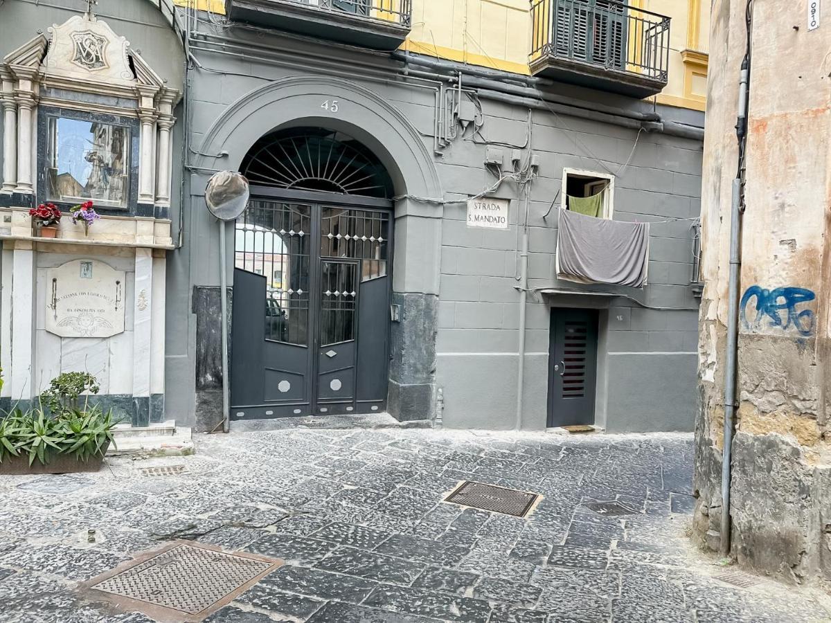 Exclusive Parking Flat X 4 Near Metro 1 Salvator Rosa Daire Napoli Dış mekan fotoğraf