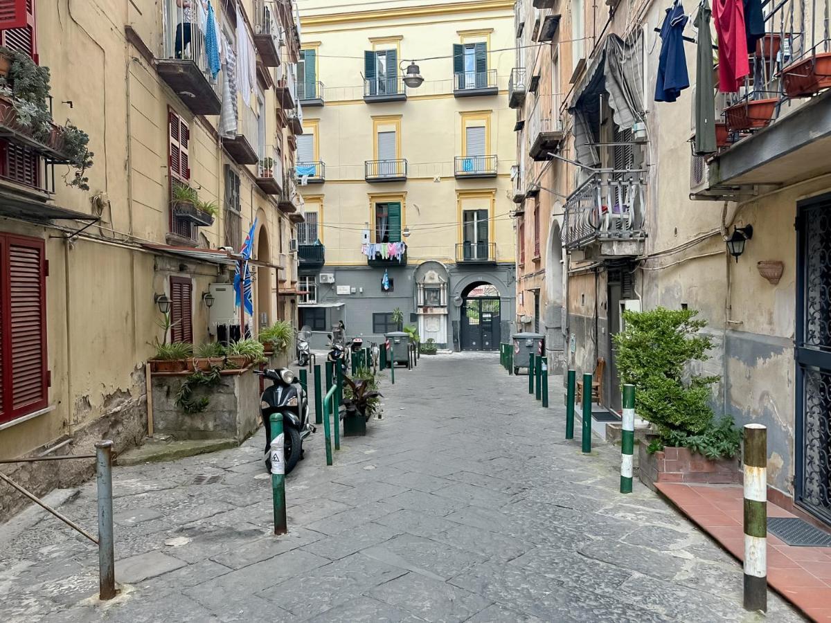 Exclusive Parking Flat X 4 Near Metro 1 Salvator Rosa Daire Napoli Dış mekan fotoğraf