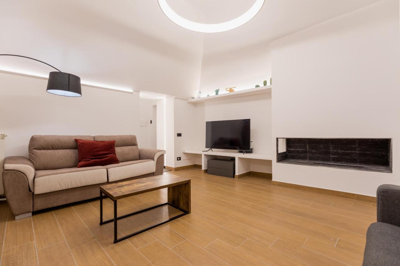 Exclusive Parking Flat X 4 Near Metro 1 Salvator Rosa Daire Napoli Dış mekan fotoğraf